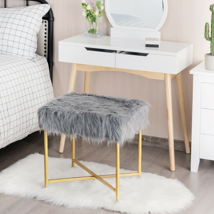 Modern Minimalist Faux Fur Footstool Suitable for Any Room